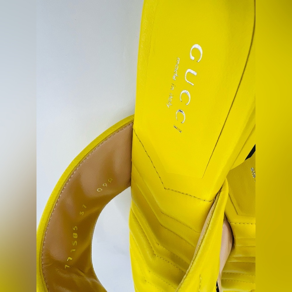 Gucci Marmont Double G Chevron GG Logo Yellow Thong Flat Sandals Size EU 37 - Picture 8 of 11